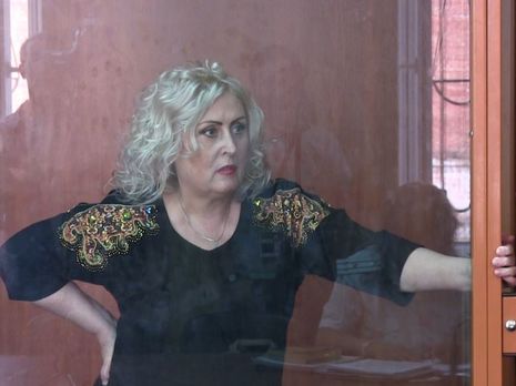 Штепа, которую обвиняют в сепаратизме, заявила о намерении баллотироваться в мэры Славянска и уже развесила в городе рекламу