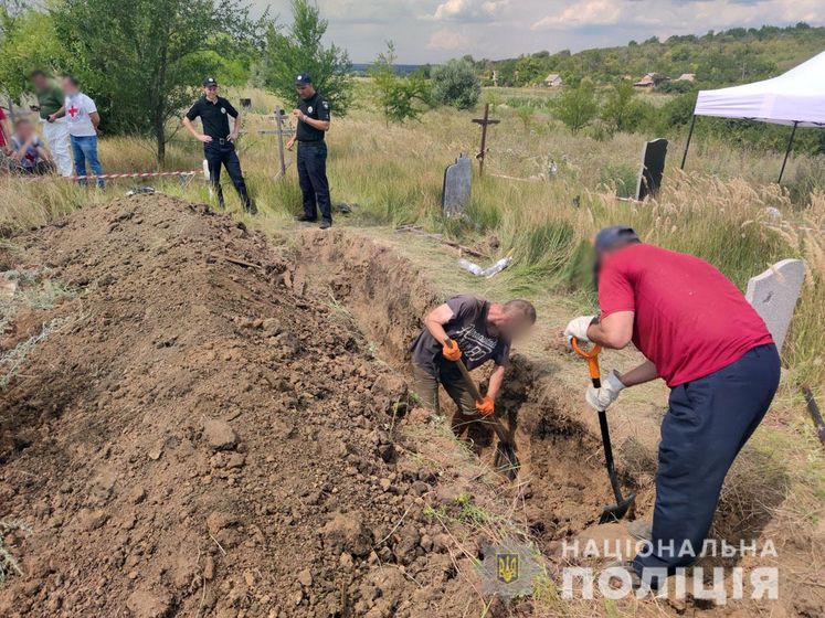 У Слов'янську провели ексгумацію 14 тіл загиблих під час бойових дій 2014 року