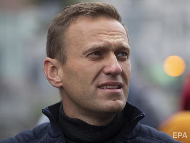 Попутчик Навального обнародовал видео из самолета