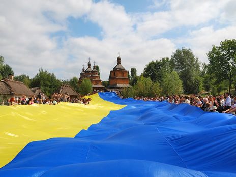 МЗС України проведе онлайн-марафон англійською мовою в День Незалежності