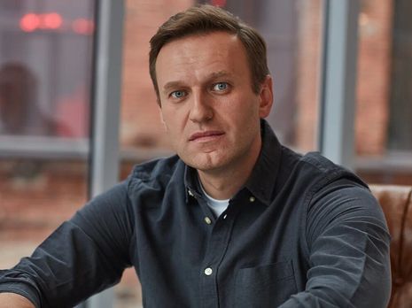 Навальному стало зле під час перельоту з Томська в Москву