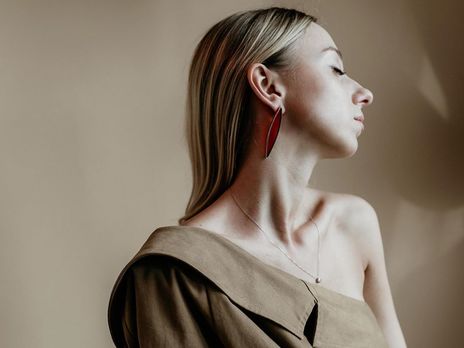 Жена Павлика рассказала, как отвечает на 