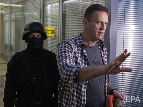 Німецькі медики пропонують перевезти Навального в університетську клініку "Шаріте" в Берліні