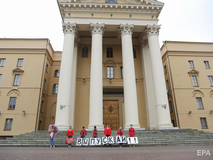 Із будівлі КДБ Білорусі через кватирку в туалеті втік затриманий