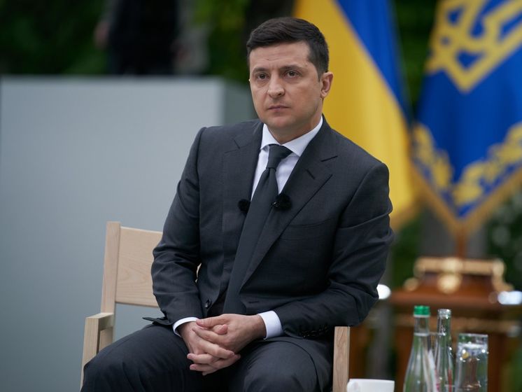 Офис президента Украины требует явки всех нардепов от "Слуги народа" на празднование Дня Независимости &ndash; СМИ