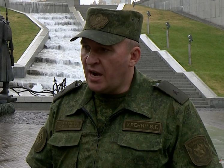 "Справу матимете з армією". Міністр оборони Білорусі звернувся до мітингувальників