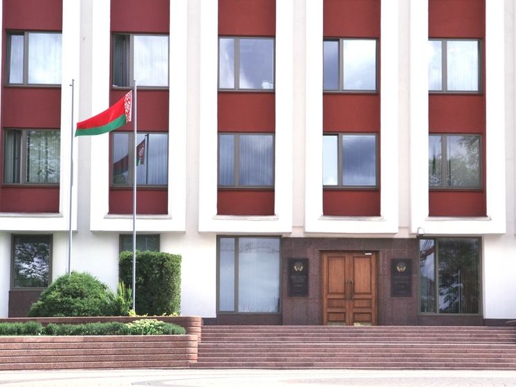 У Мінську відповіли на пропозицію Зеленського провести нові вибори президента Білорусі