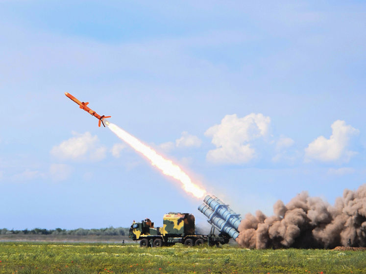 Вооруженные силы Украины приняли на вооружение ракетный комплекс "Нептун"