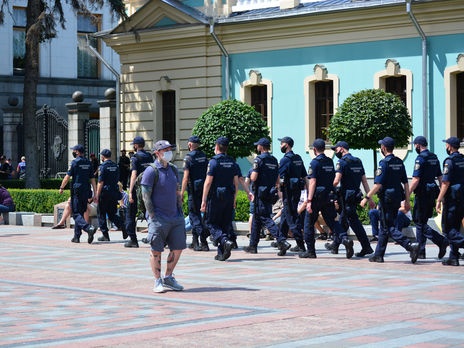 За последние сутки число новых случаев COVID-19 в Украине несколько снизилось