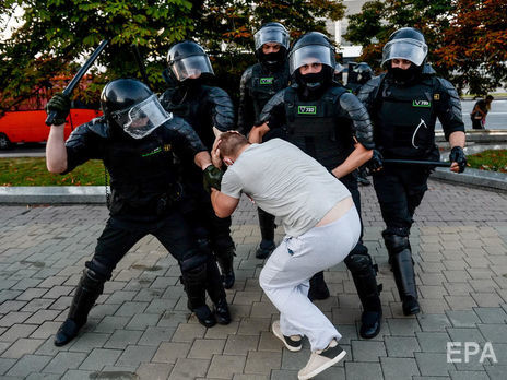 Министр обороны Беларуси считает, что действия силовиков могут быть представлены как геноцид