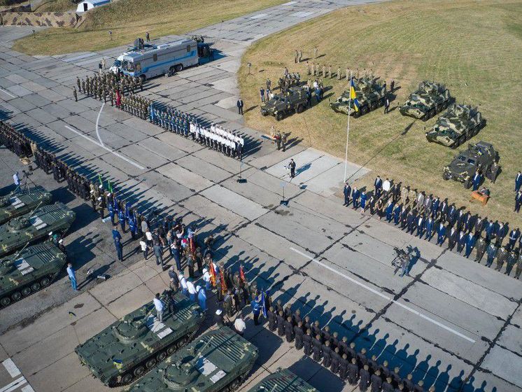 Зеленський надав почесні звання двом військовим частинам та бригаді морської піхоти