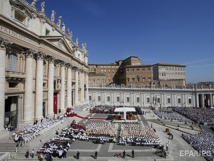 Ватикан изменил правила о признании чудес для канонизации святых
