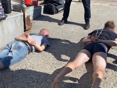 У Миколаївській області затримали 30 озброєних осіб під час спроби захоплення заводу – поліція