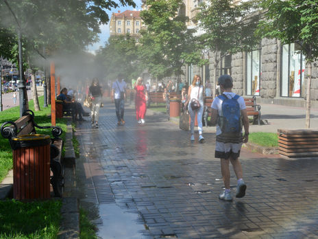 В Україні зафіксовано найменшу протягом тижня кількість нових випадків COVID-19