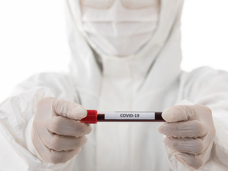 У Великобританії почали тестувати на людях вакцину від COVID-19