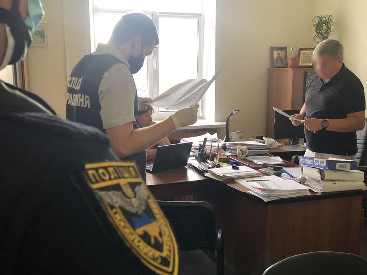 Полиция проводит обыски в горсовете Николаева. Мэр города заявил, что власть использует правоохранителей в политических целях