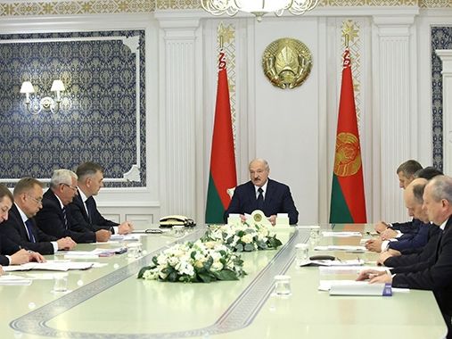 Лукашенко: Дипломатична бійня проти нас почалася й на найвищому рівні