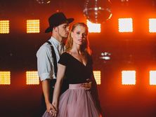 Хореограф проекта "Танцы со звездами" прокомментировала участие в шоу заболевшей COVID-19 Фреймут