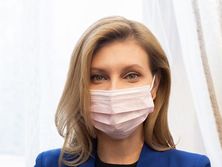 "Он не рад, что в сети появляются фейковые аккаунты". Зеленская показала своего недовольного кота. Фото