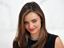 Керр поздравила Перри и бывшего мужа с рождением дочери 