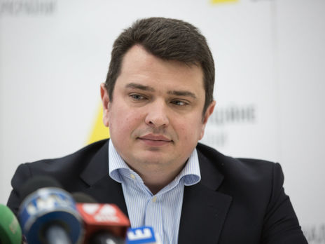 КС обнародовал решение о неконституционности указа о назначении Сытника директором НАБУ