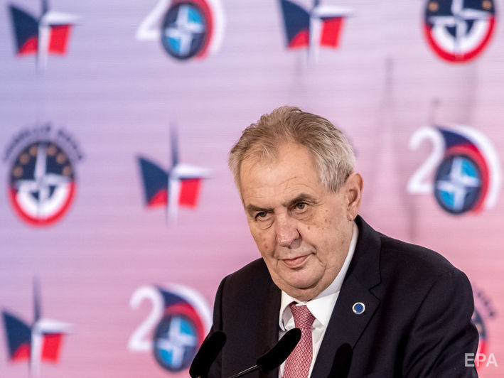 Президента Чехії Земана виписали з лікарні після операції