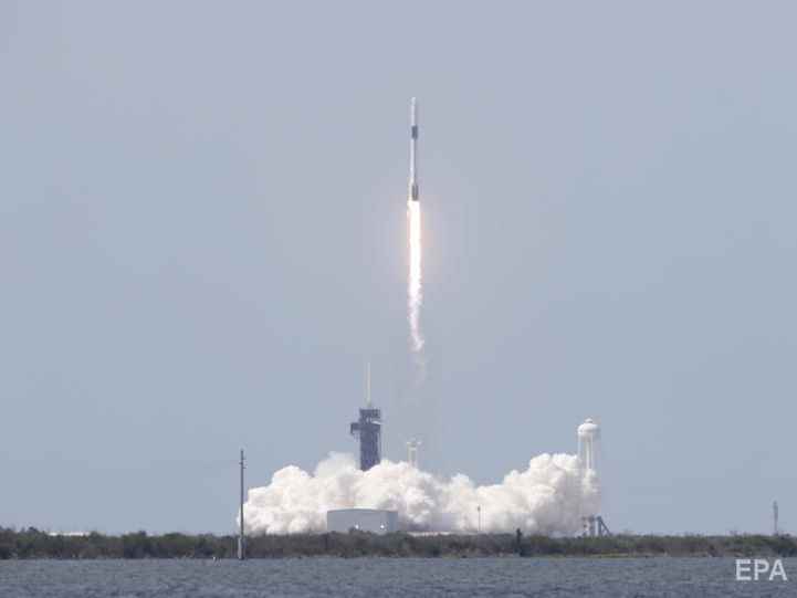 SpaceX запустит сегодня сразу две ракеты