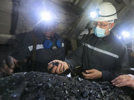 Шмигаль спустився у вугільну шахту в Донецькій області. Фоторепортаж