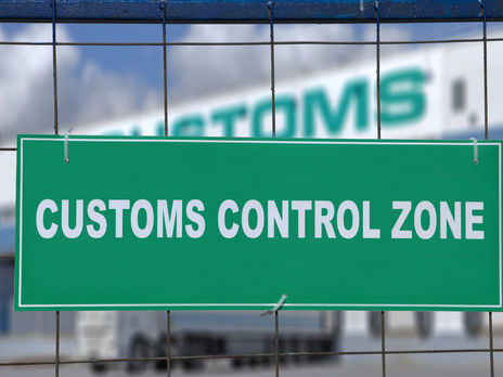 З 1 вересня Угорщина закриє кордони для іноземців. У посольстві розповіли, хто з українців зможе потрапити у країну