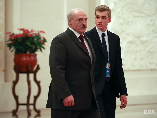 Син Лукашенка забрав документи з ліцею, випускники якого вимагали вільних виборів – ЗМІ