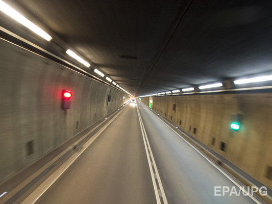 В Китае построили самый высокогорный автодорожный туннель в мире