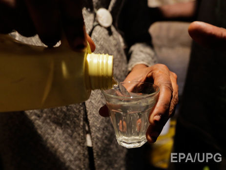 Число жертв отравления водкой в Харьковской области достигло 14-ти