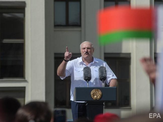 Лукашенко про санкції країн Балтії: Їм дали команду "фас", вони і дзявкнули з-під паркану