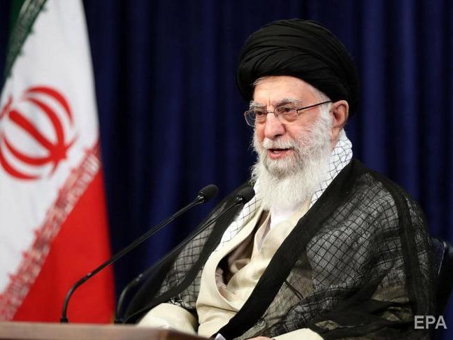 "Это предательство продлится недолго". Верховный лидер Ирана раскритиковал действия ОАЭ по нормализации отношений с Израилем