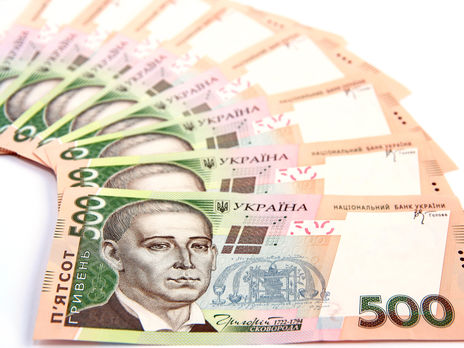 Гривна опять подешевела по отношению к основным валютам