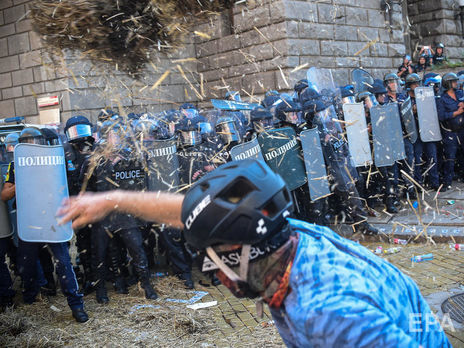 У Болгарії відбулися антиурядові протести. Затримано більш ніж 100 людей