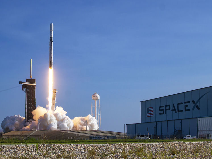 SpaceX запустила ще одну партію супутників для глобального інтернету