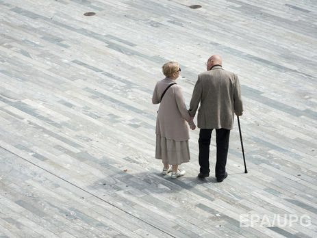 Жители Швейцарии проголосовали на референдуме против повышения пенсий и за расширение прав спецслужб