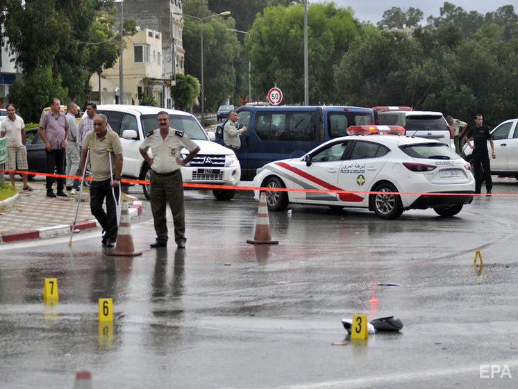 В курортном тунисском городе напали на нацгвардейцев, власти заявили о теракте