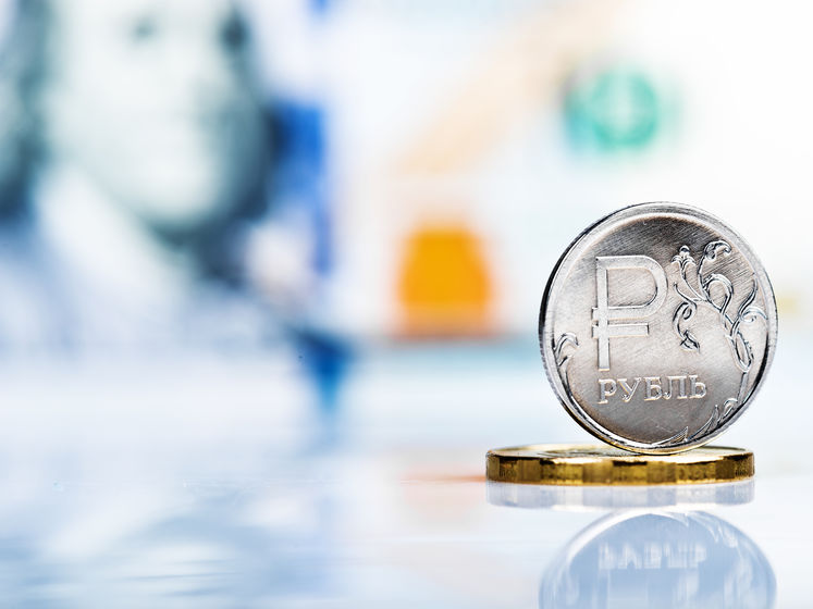 Курс рубля до євро вперше з 2016 року впав до 90 руб./€
