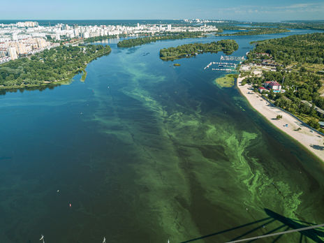 В Киеве запретили купаться на всех пляжах