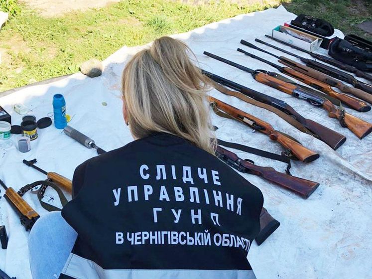 В Черниговской области полиция выявила арсенал оружия военных образцов
