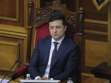 Богдан: Власть съедает Зеленского. Он физиологически поменялся