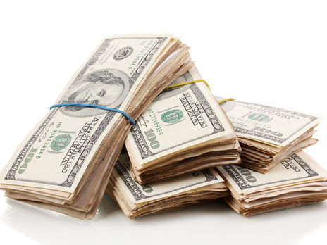 Гривня до євро подешевшала до 32,97 грн/€