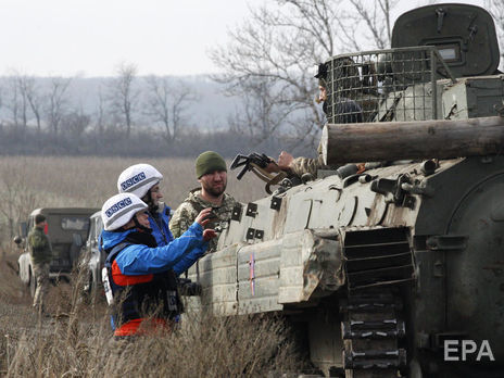 Миссия ОБСЕ продолжает следить за ситуацией на Донбассе