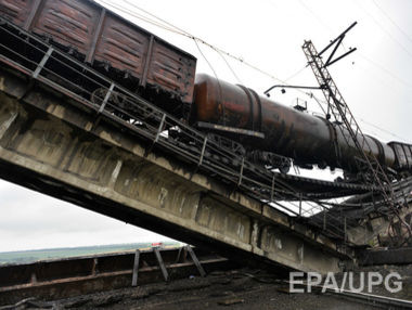 Жебривский анонсировал начало восстановления взорванного боевиками моста через Северский Донец