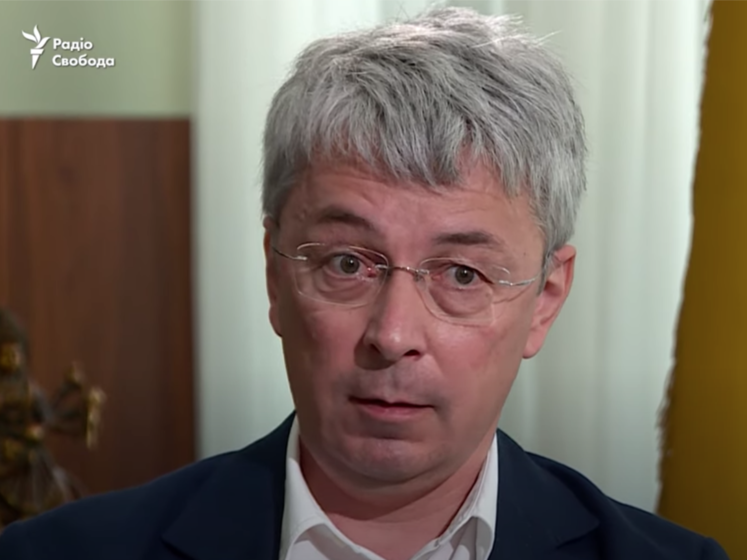 Ткаченко стверджує, що через Порошенка запровадили штрафи за невикористання української мови в побуті