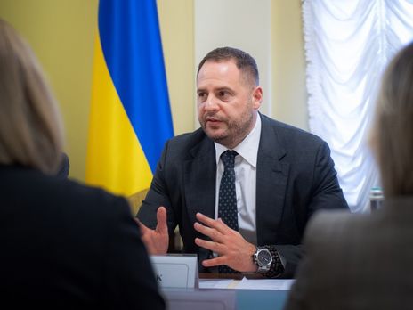 Война на Донбассе. Ермак сообщил о планах обмена удерживаемыми лицами по формуле 