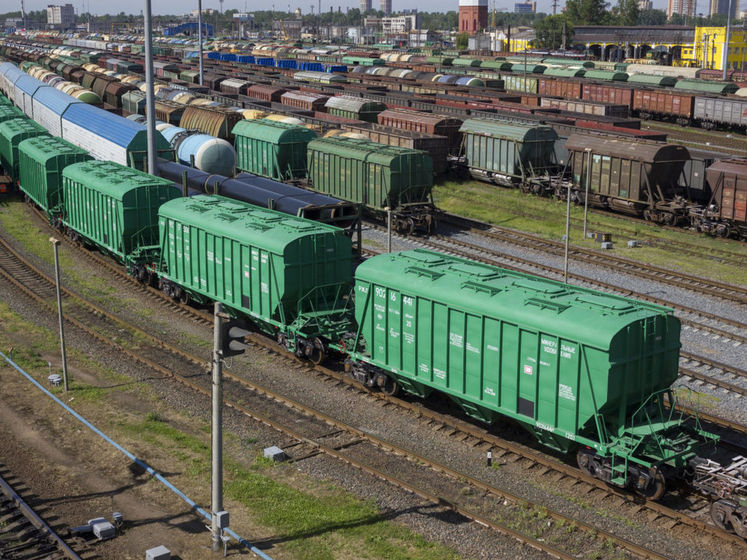 Уніфікація тарифів на вантажні залізничні перевезення призведе до субсидіювання аграріїв коштом металургів – ЗМІ