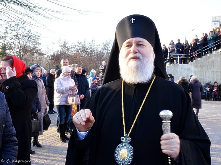 Архієпископ Чернівецький Онуфрій захворів на COVID-19